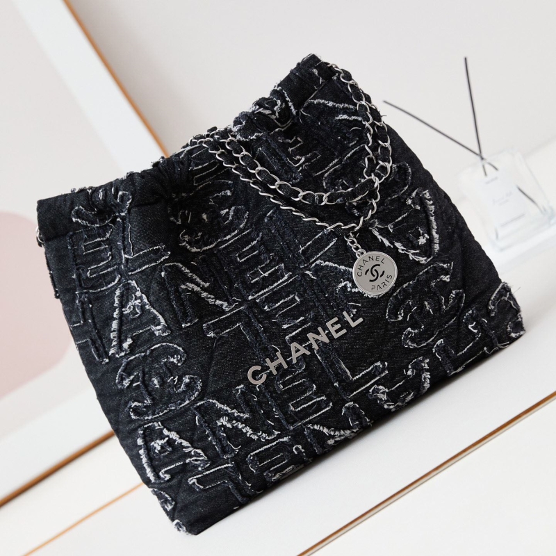 Ch*el shopping bags